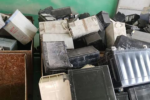 淮安朱桥专业回收叉车蓄电池-收购汽车电池公司-高价废旧电池回收